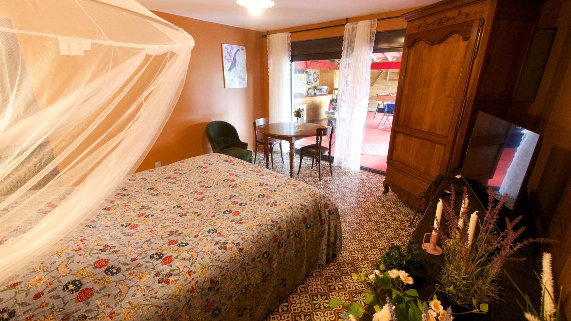 Les Jardins D'Ispahan Prignac-et-Marcamps Eksteriør billede